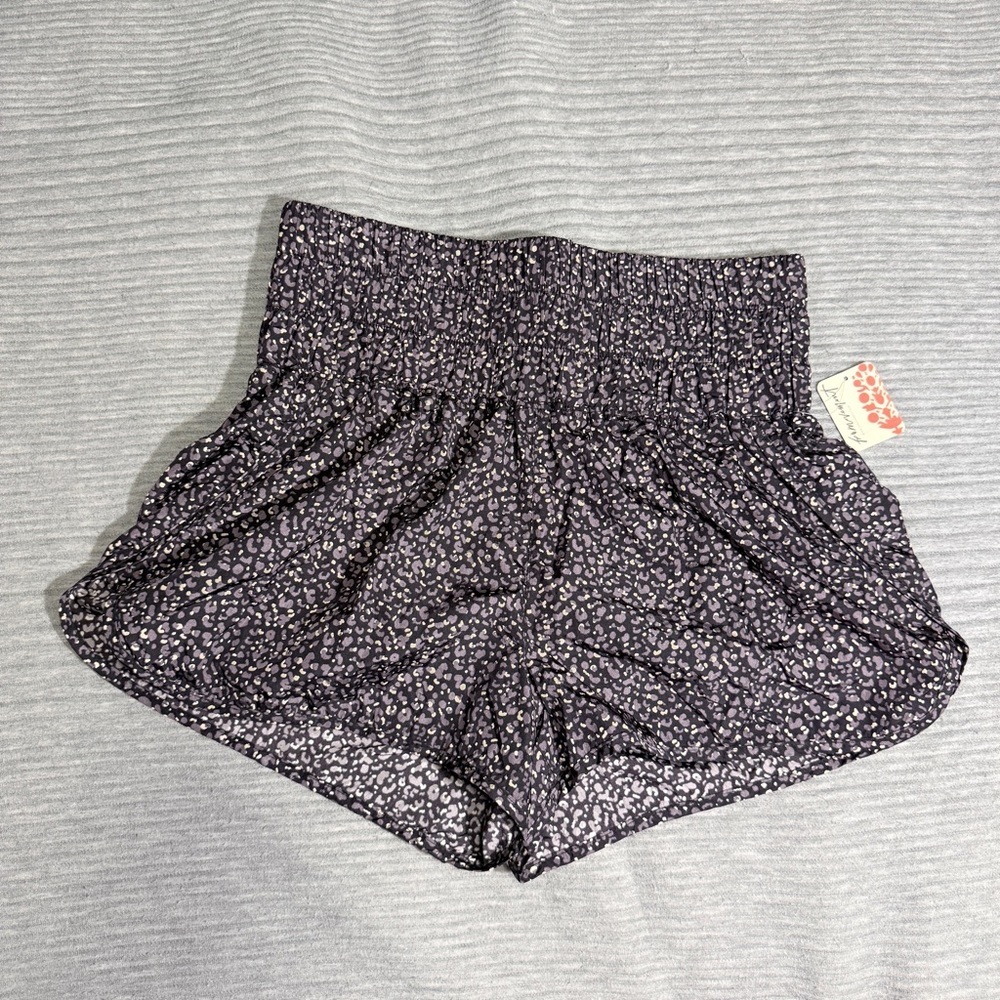 Free People Movement Leopard Print The Way Home Shorts NWT Size Large - Picture 4 of 9